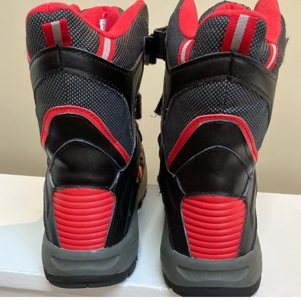 Sporto Boys Snowboard Boots!